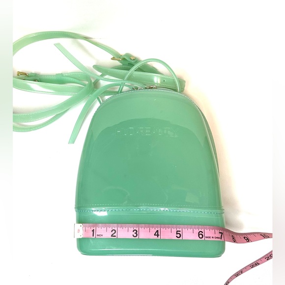 HUDA BEAUTY MINT GREEN JELLY MINI BACKPACK - Picture 5 of 7